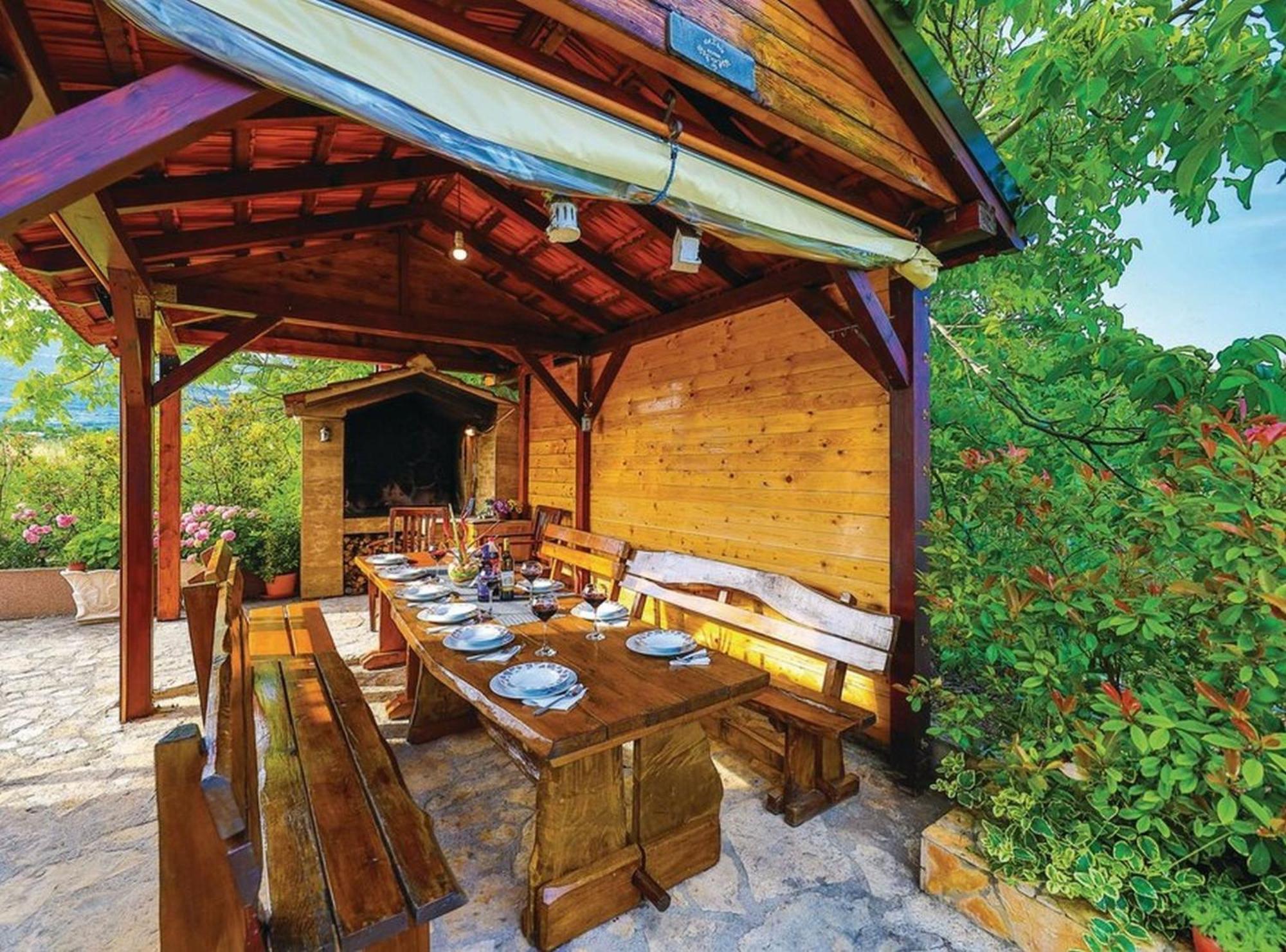 Mediterranean Stylish Villa With Pool In Kastel Stari Kaštela Eksteriør billede